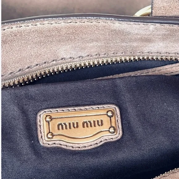 Miu Miu Gray Suede Leather Women’s Crossbody Satchel 2 Way Bag Fridge Vitello - Picture 16 of 17